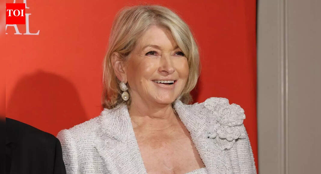 “Never, ever wear open toed shoes to a game”- Martha Stewart shares rare advice after Jalen Brunson accidentally broke her toe during New York Knicks playoff | NBA News