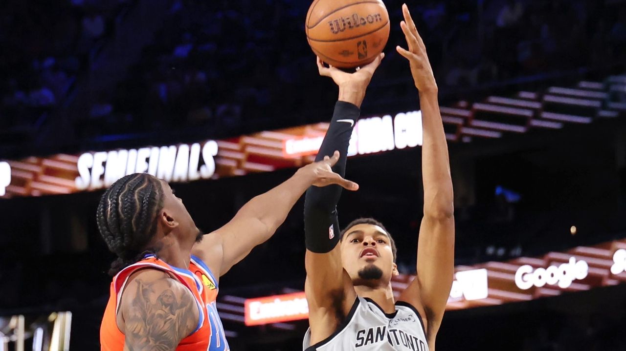 Spurs-Thunder game in Vegas showed a rivalry is here. Now they'll meet twice on Christmas week