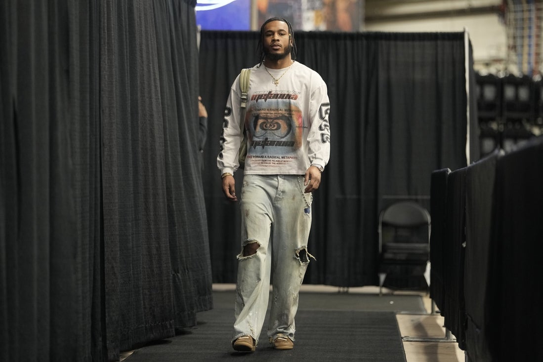 Wizards F Cam Whitemore out indefinitely with DVT