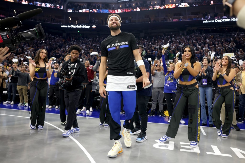 Klay Thompson is back in the Bay. The Warriors should make that permanent