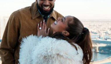 Karl-Anthony Towns proposes to Jordyn Woods