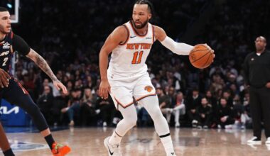 Knicks beat Cavaliers on Christmas Day after huge comeback