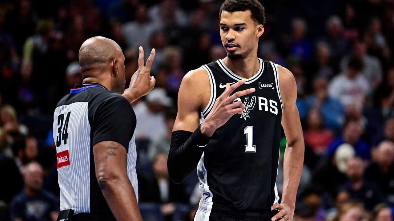 Wembanyama returns to starting lineup for Spurs against Jazz but Fox out with hip injury