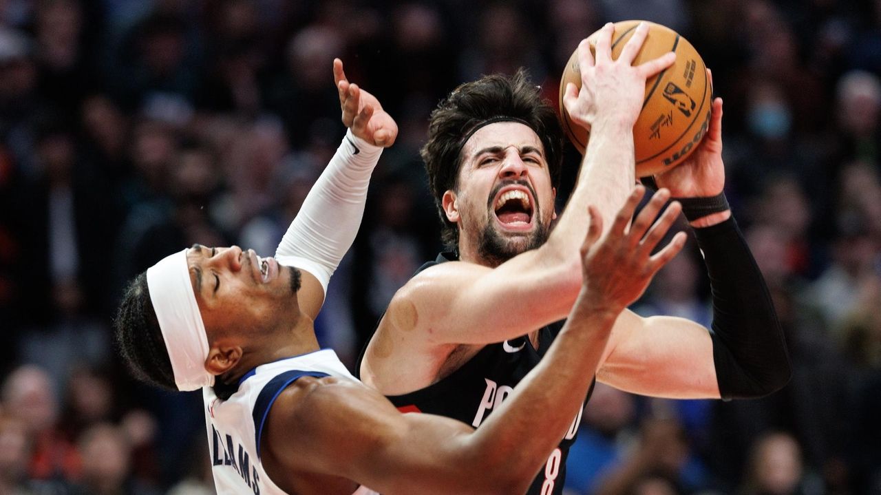 Avdija just shy of triple-double as Trail Blazers hold off Mavericks 125-122
