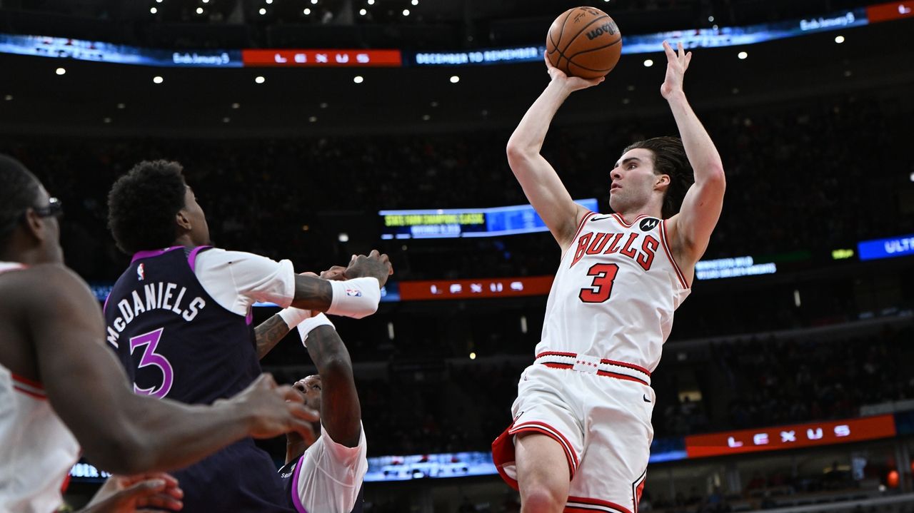 Bulls' Josh Giddey and Coby White to miss at least the next few games because of injuries