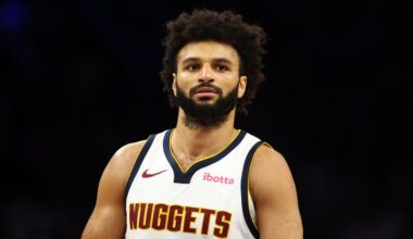 Nuggets G Jamal Murray sprains ankle in loss to Mavs | WTAQ News Talk | 97.5 FM · 1360 AM