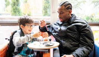 OKC Thunder star Shai Gilgeous-Alexander brings Christmas to OU Children’s