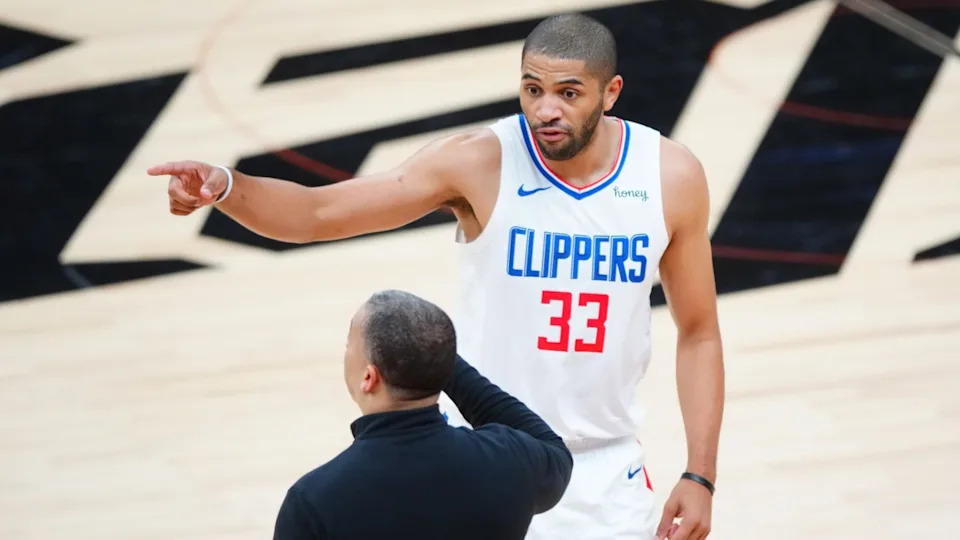 Los Angeles Clippers forward Nicolas Batum (33)© Mark J&period; Rebilas-Imagn Images