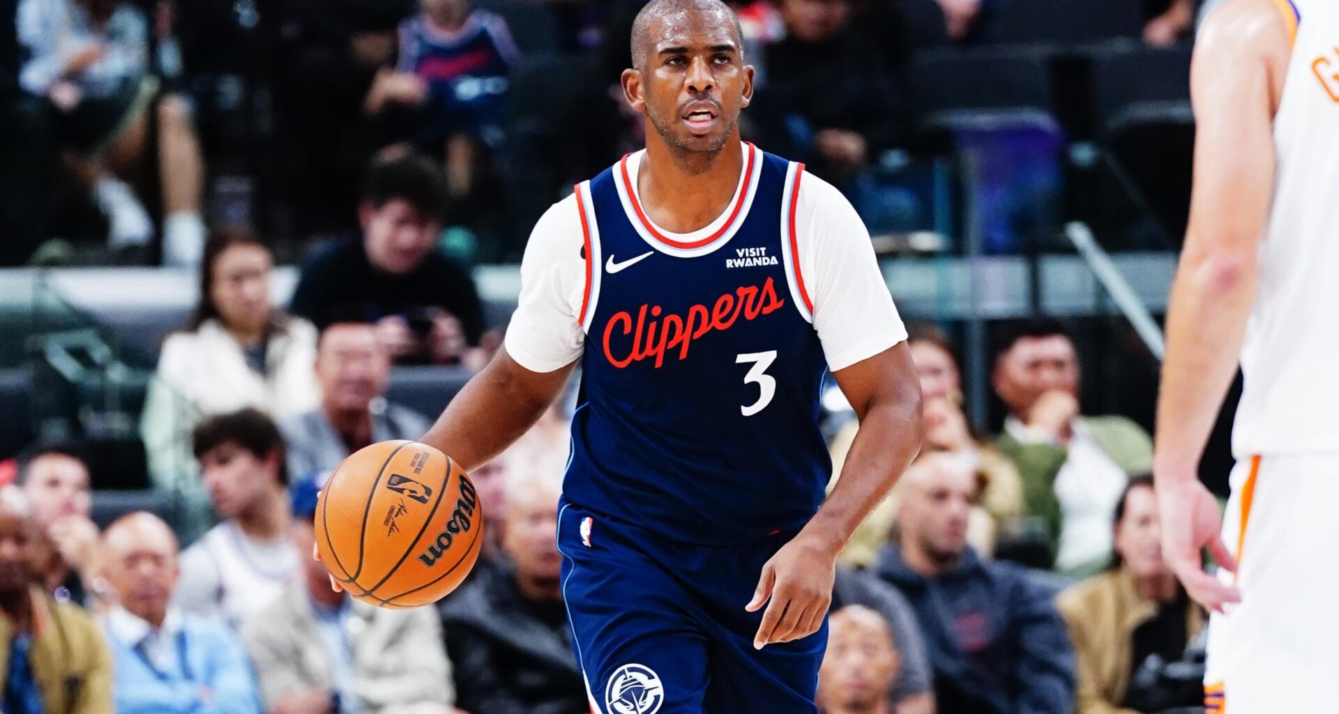Chris Paul Attends Thunder vs. Spurs NBA Cup Semifinal on Video After Clippers Exit