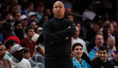 Ty Lue Explains Clippers Players' Reactions to Chris Paul Exit on Video