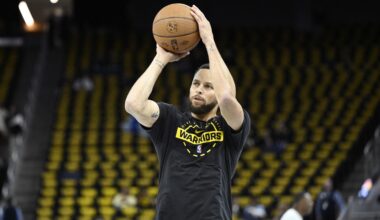 Kevin Garnett Reacts to Steph Curry Wearing His Nike Shoes Before Warriors vs. Wolves