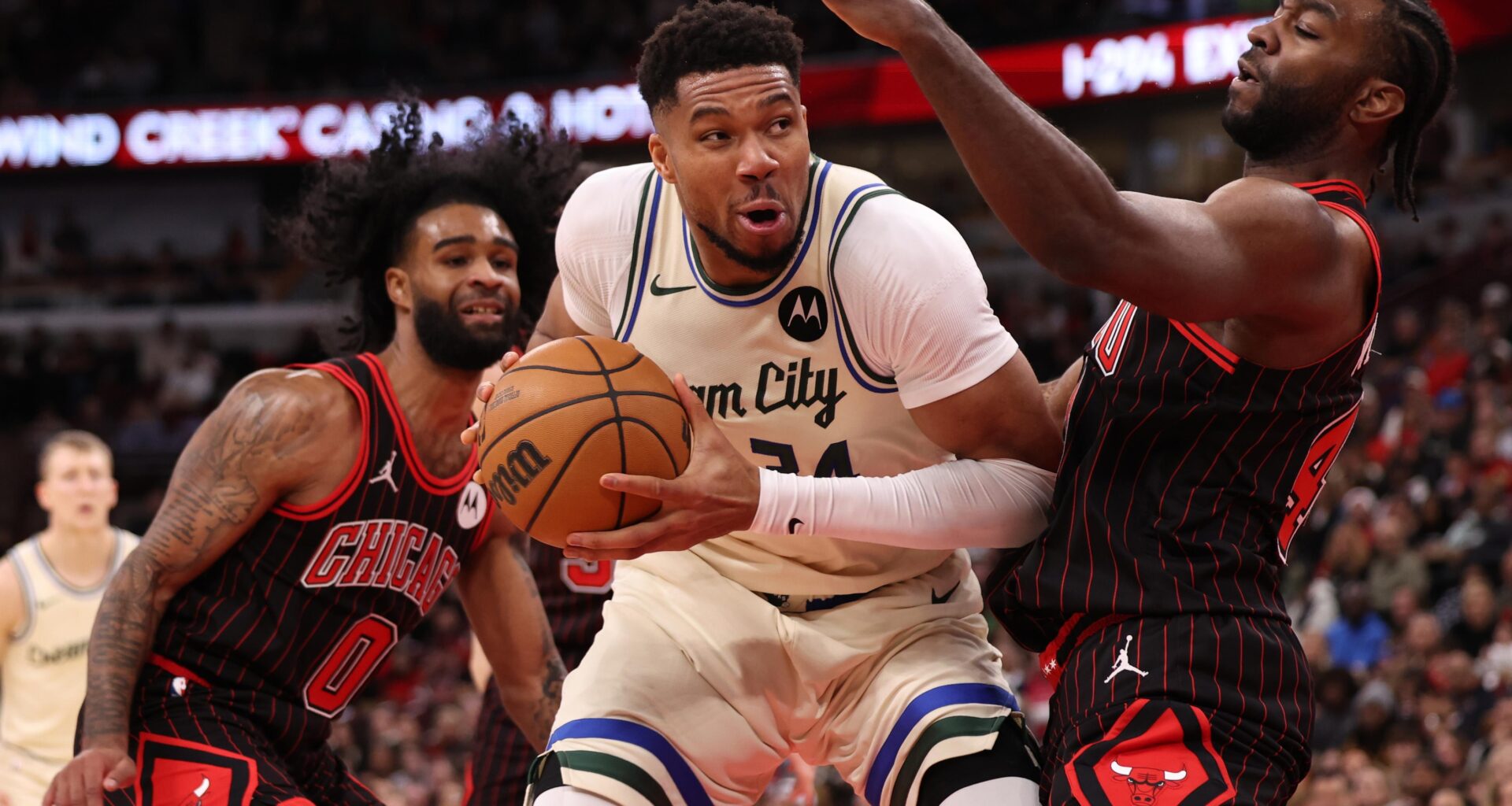 'Disrespectful,' Giannis Responds to Question About Wanting Trade amid Bucks Rumors