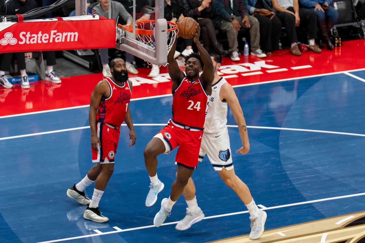 Los Angeles Clippers forward Kobe Brown (24) gets a fast break dunk during an NBA basketball game against the Memphis Grizzlies, Friday November 28th, 2025 in Los Angeles, California.
