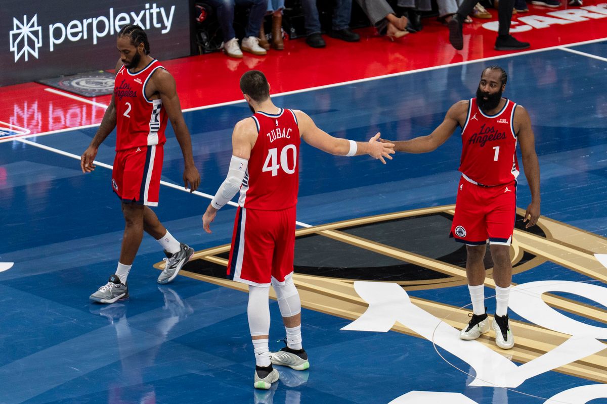 Los Angeles Clippers big three during an NBA basketball game against the Memphis Grizzlies, Friday November 28th, 2025 in Los Angeles, California.