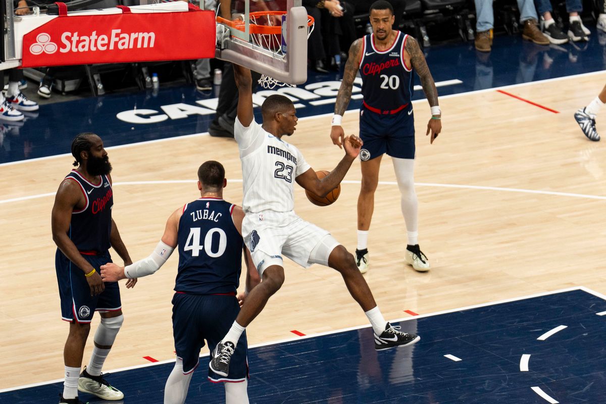 Memphis Grizzlies guard Cedric Coward (23) finishes a monster dunk during an NBA basketball game against the Los Angeles Clippers, Monday December 15th, 2025 in Los Angeles, California. Memphis Grizzlies guard Cedric Coward (23) finishes a monster dunk during an NBA basketball game against the Los Angeles Clippers, Monday December 15th, 2025 in Los Angeles, California.