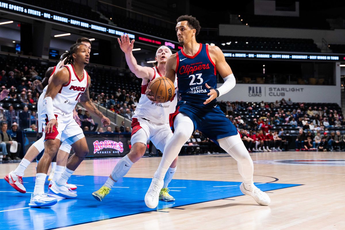 San Diego Clippers forward Patrick Baldwin (23) pivots during a NBA G League Basketball game between Sioux Falls and San Diego, Sunday December 28, 2025 at Frontwave Arena in Oceanside, Calif.