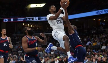 Grizzlies finish strong to continue surge vs. Clippers