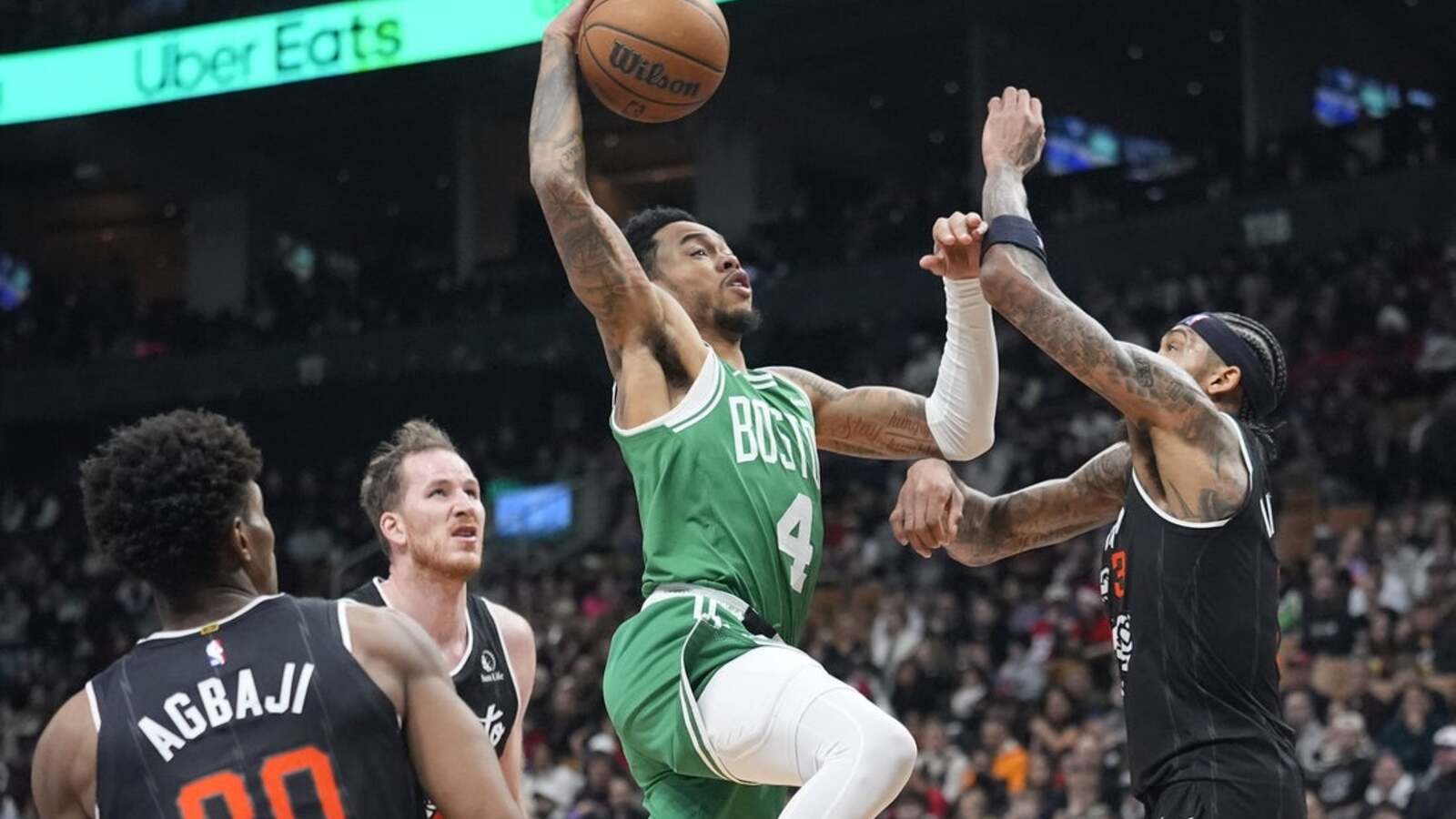 Celtics outpace Raptors to win fifth in a row