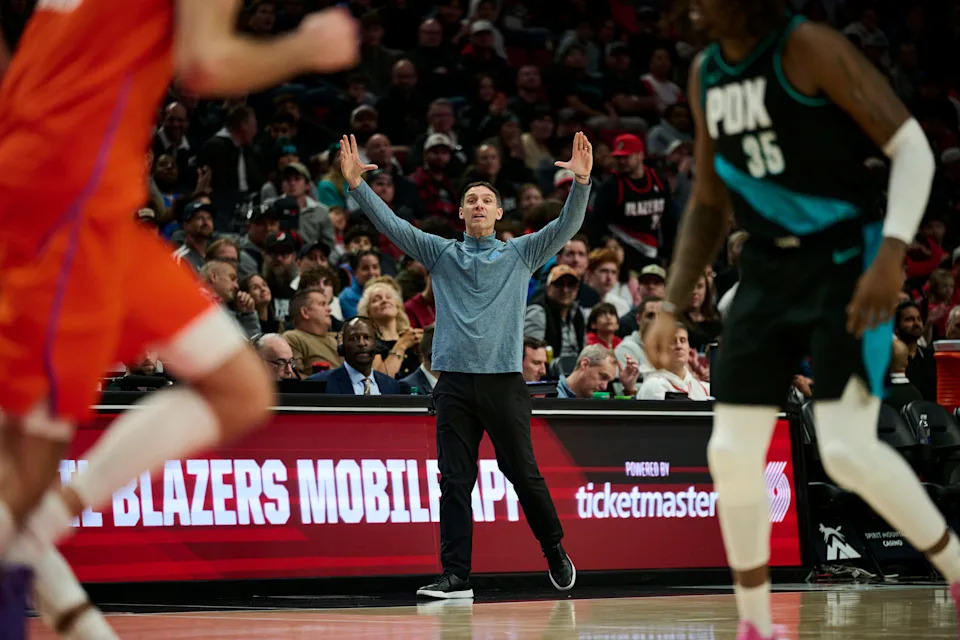 Nov 30, 2025; Portland, Oregon, USA; Oklahoma City Thunder head coach Mark Daigneault directs players during the second half against the Portland Trail Blazers at Moda Center. Mandatory Credit: Troy Wayrynen-Imagn Images