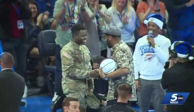 Military homecoming brings Christmas miracle to Thunder game
