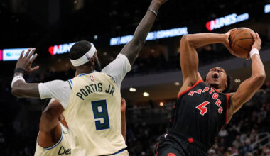 Raptors overcome late-game offensive struggles to beat the host Milwaukee Bucks