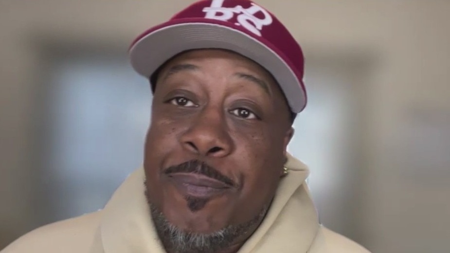 Chicago mourns DJ Commando after beloved music figure passes away | ChicagoLIVE