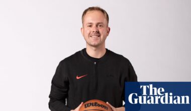 Alex Samara: how a 30-year-old Englishman became an WNBA head coach | WNBA