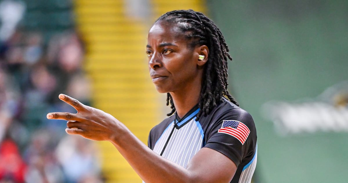 Wrestler to Ref — How Hot Mocha ended up in the basketball ‘shadows’