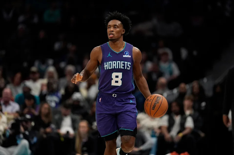 Charlotte Hornets guard Collin Sexton (8)Jim Dedmon-Imagn Images