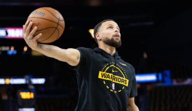 Stephen Curry makes his return