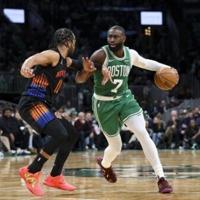 Thunder beat Warriors to bag 13th straight win, Celtics down Knicks | Nation