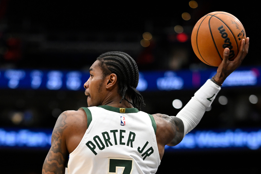 Will Bucks PG Take the Court vs. Pistons?