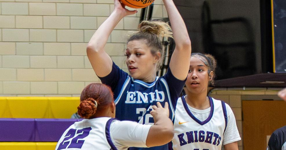 Pacers take commanding win, Plainsmen lose to Knights | Sports