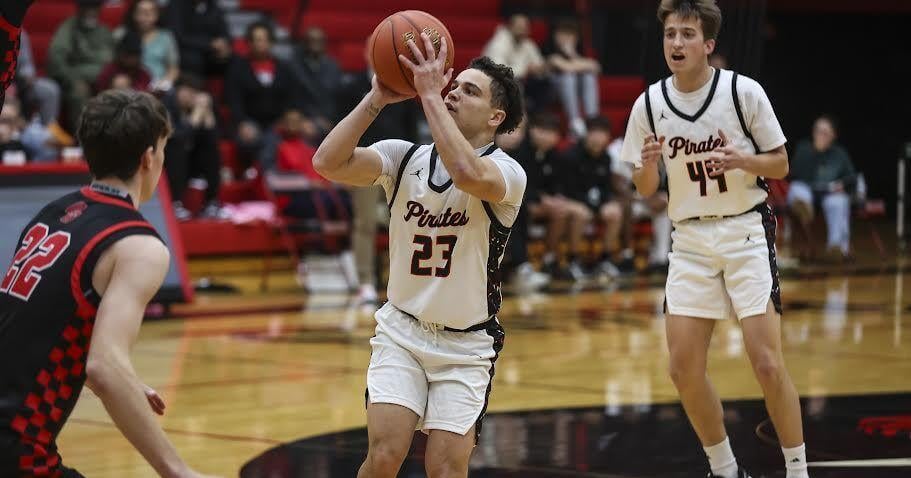 Pirates fall short to NCMC rival Moberly | Sports