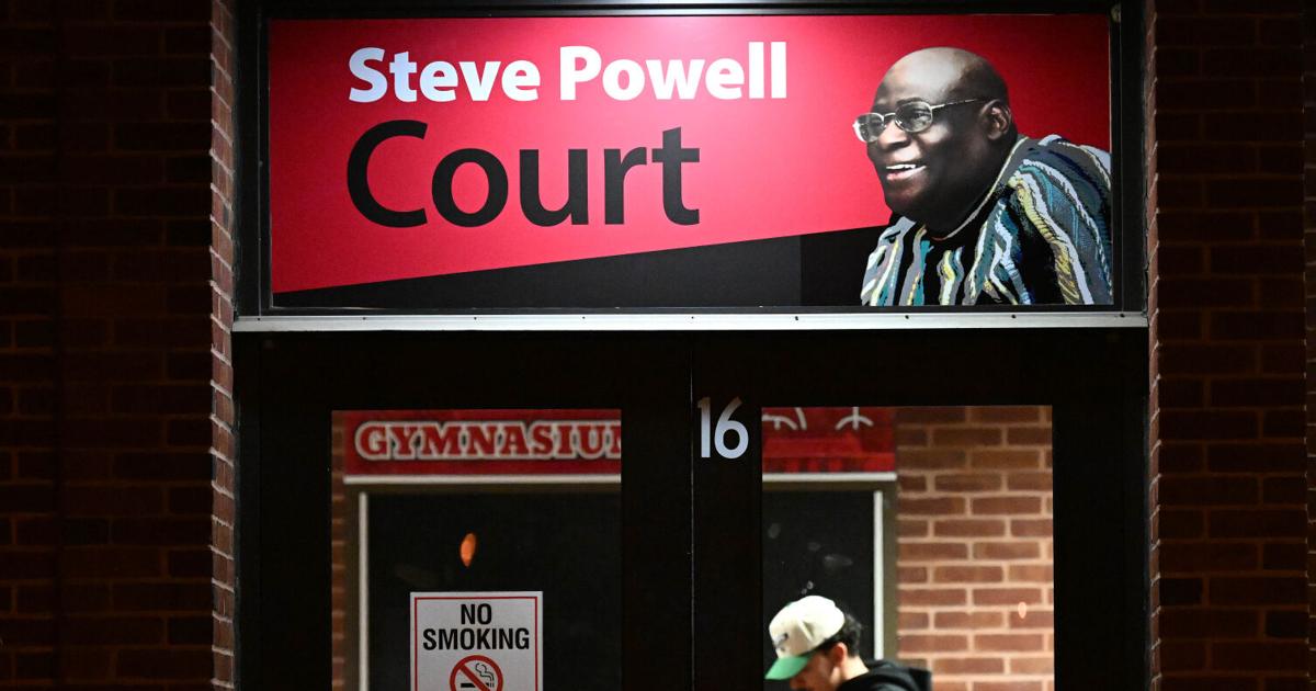 McCaskey honors basketball coach who made Red Tornado the L-L League's superpower | Boys' basketball