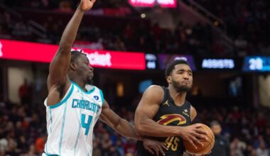Donovan Mitchell on Cavs being booed at home after loss to Hornets: `I would boo us, too.' | Pro National Sports