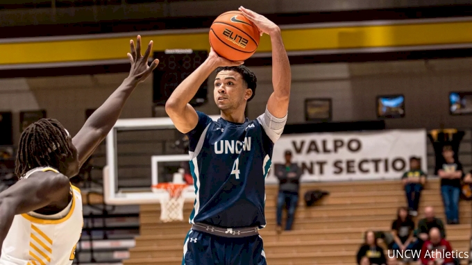 CAA Men's Basketball Stats of the Week: Comebacks, Upsets & Holiday Hoops