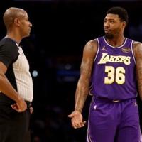 Lakers guard Smart fined $35,000 for swearing at refs | National News