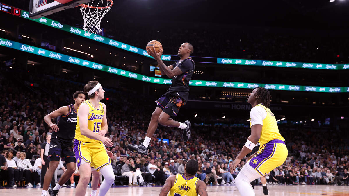 Rockets vs. Lakers Predictions, Odds & Stats – Dec. 25