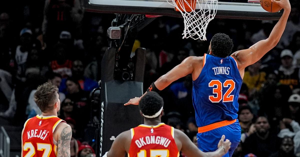 Karl-Anthony Towns scores 36 and Jalen Brunson adds 34 as Knicks hold off struggling Hawks 128-125 | Pro National Sports