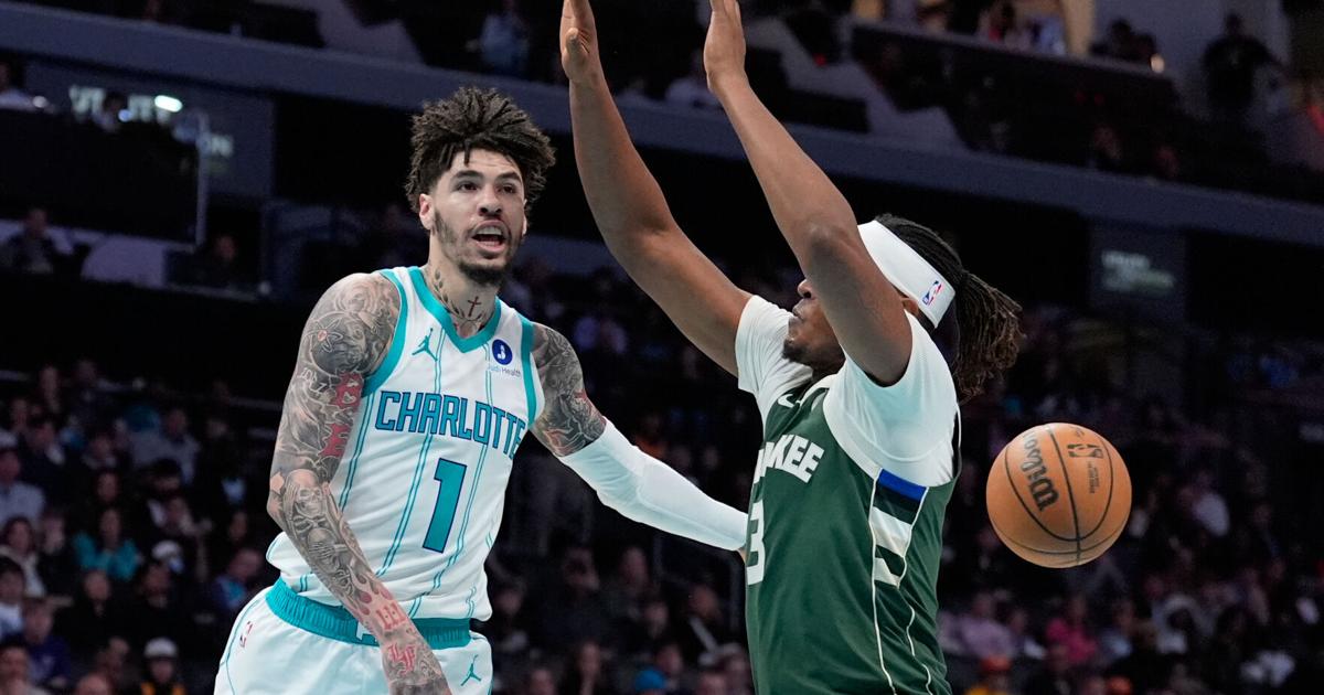 Portis, Antetokounmpo lead Bucks past Hornets 123-113 for first back-to-back wins since October | National Sports