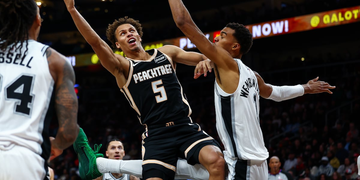 Victor Wembanyama records 100th straight game with at least one block, joining elite company