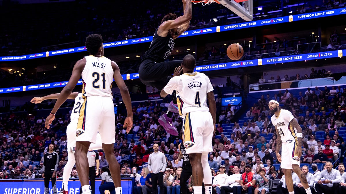 How to watch, injuries, lineups