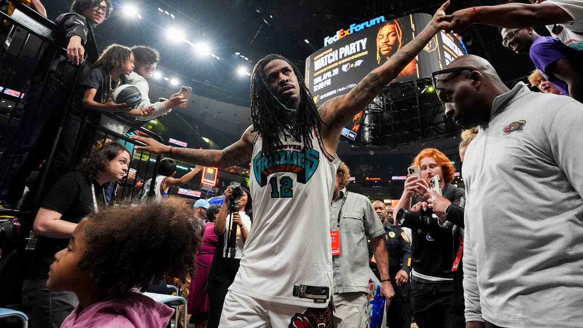 Ja Morant is giving away tickets to 250 Memphis Grizzlies fans vs Jazz