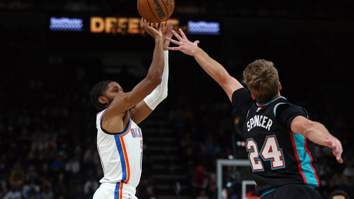 Live updates, highlights for Monday's game