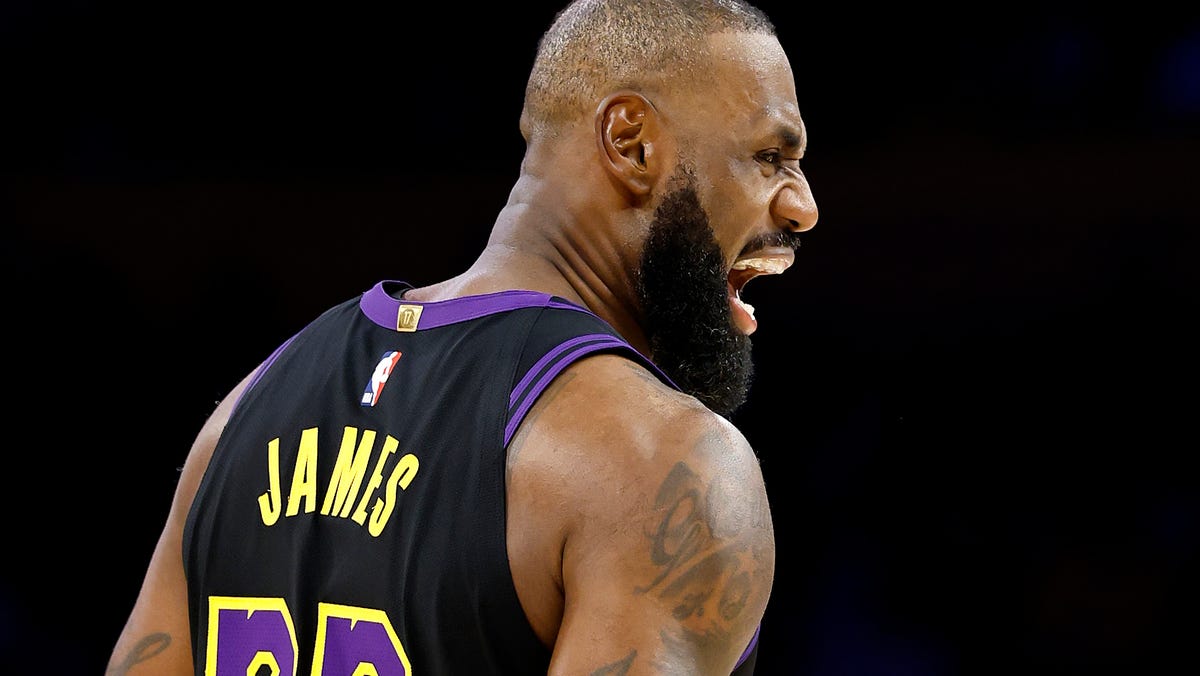 On LeBron James' 41st birthday, appreciate his still elite standard