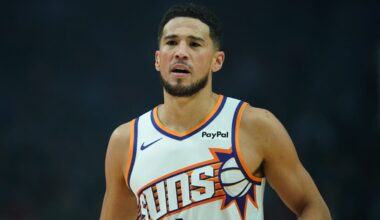 Injured Devin Booker practiced, progressing, says Suns coach