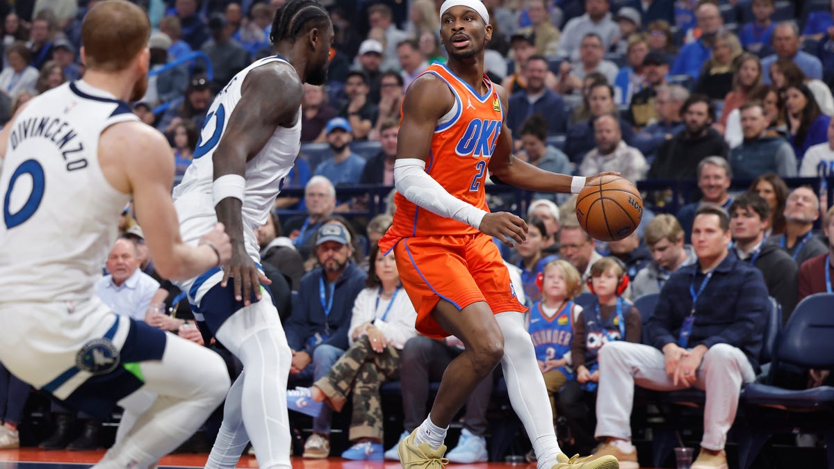 Live updates, highlights for Friday's game