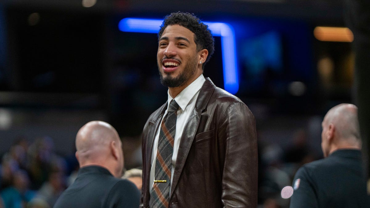 Pacers star Tyrese Haliburton attends Purdue basketball vs Iowa State