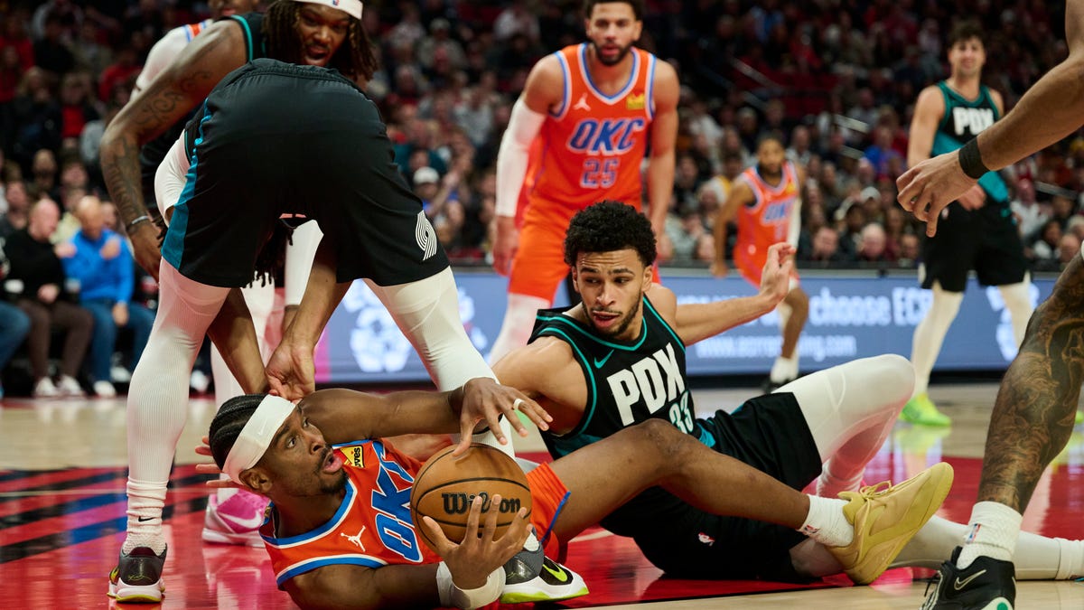 Best images from Thunder's 123-115 win over Trail Blazers